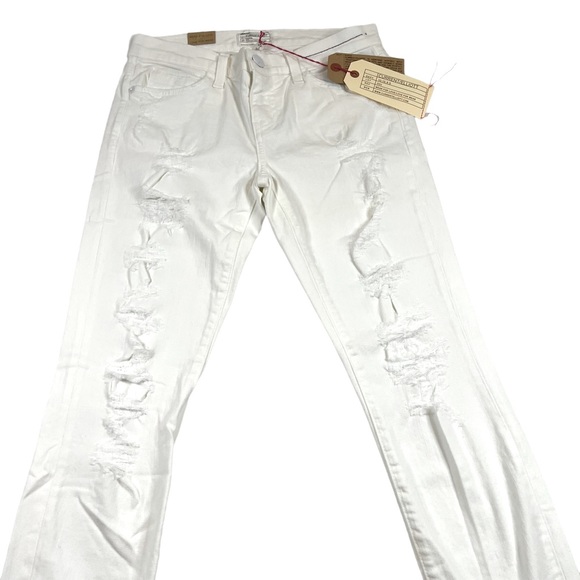 Current Elliot The Stiletto White Tattered Distressed Jeans Size 26 NWT - Picture 6 of 12